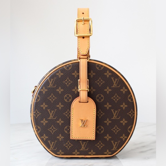 Louis Vuitton Petite Boite Chapeau Monogram Crossbody Canvas Bag - Picture 2 of 16